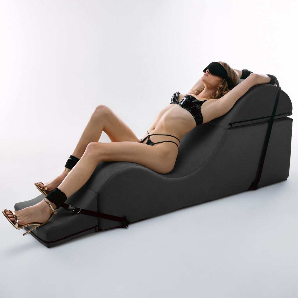 Aria Chaise + Bench Cover